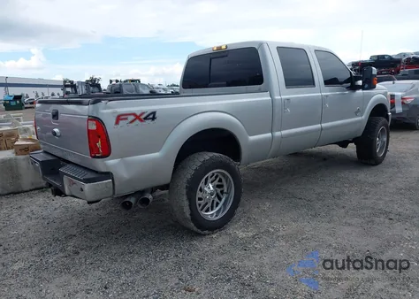 2016 Ford F-250 Lariat z USA, uszkodzony, nr VIN 1FT7W2BTXGED21458